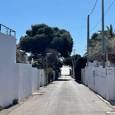 Cerca De La Playa En
