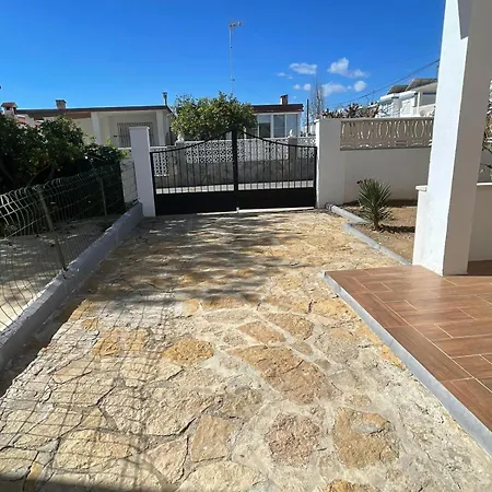 Cerca De La Playa En